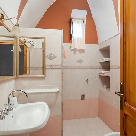 Dammuso Rosa * Scauri (Sicily)